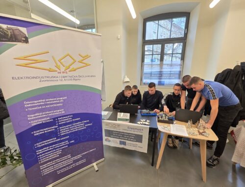 Eios.LAB na Božićnom sajmu proizvoda srednjoškolskih zadruga – dijelu “Božićne priče iz Benčića” u Gradskoj knjižnici Rijeka